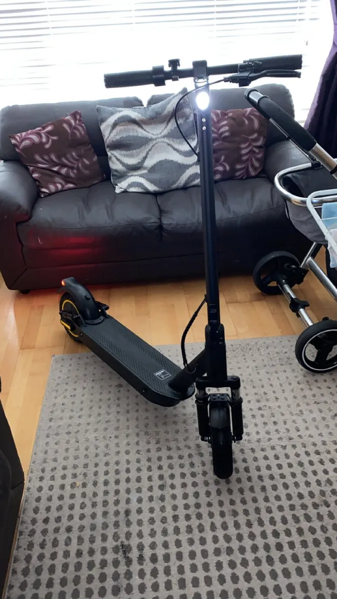 Electric scooters - Image 1