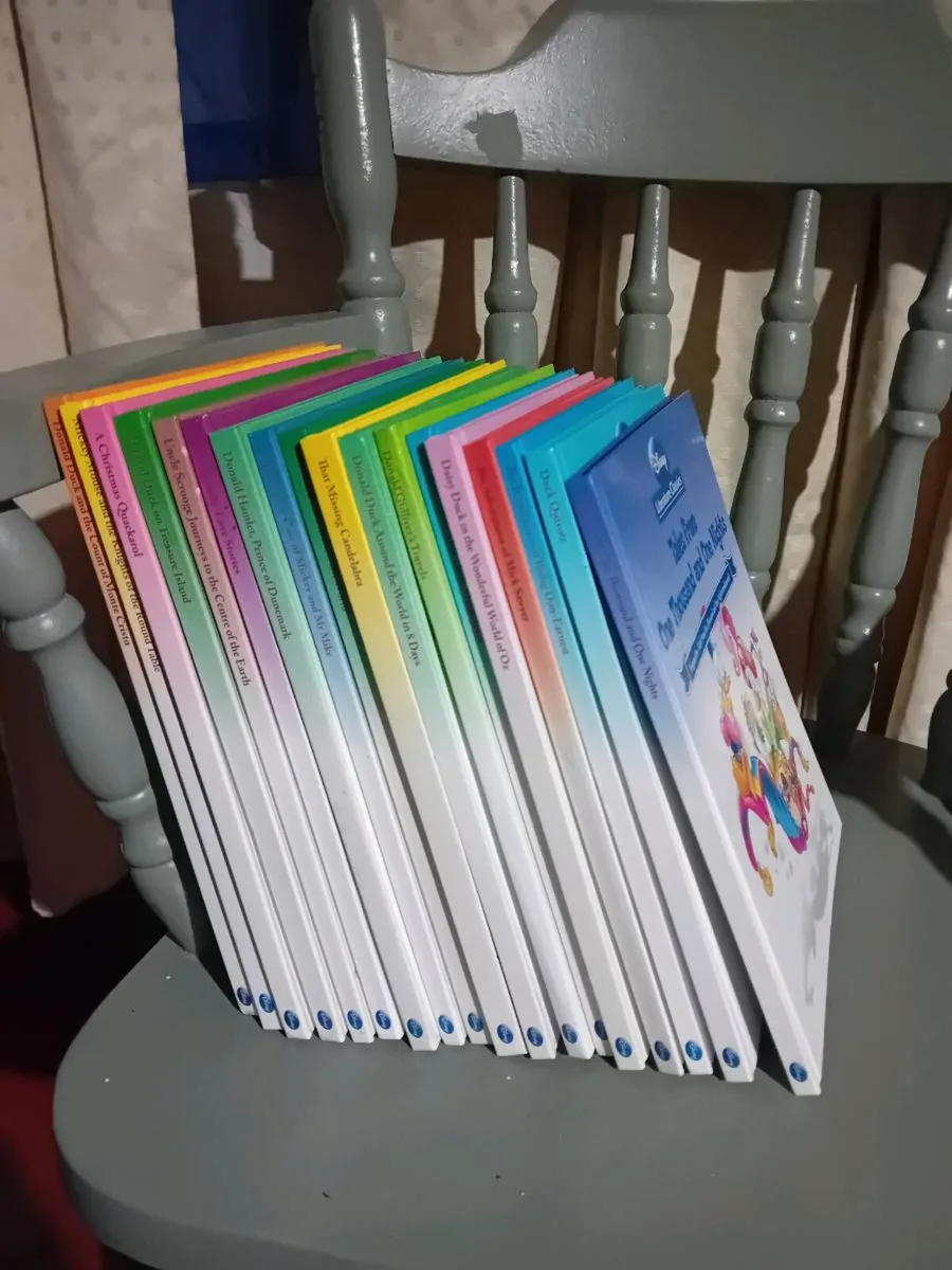 Extensive child's Library - Image 2