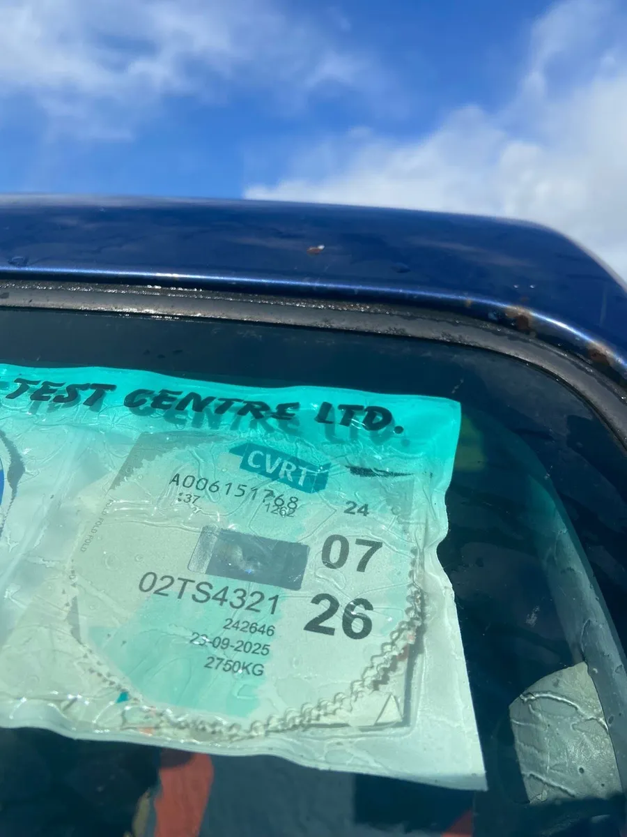 Toyota Land Cruiser D4D - Image 3