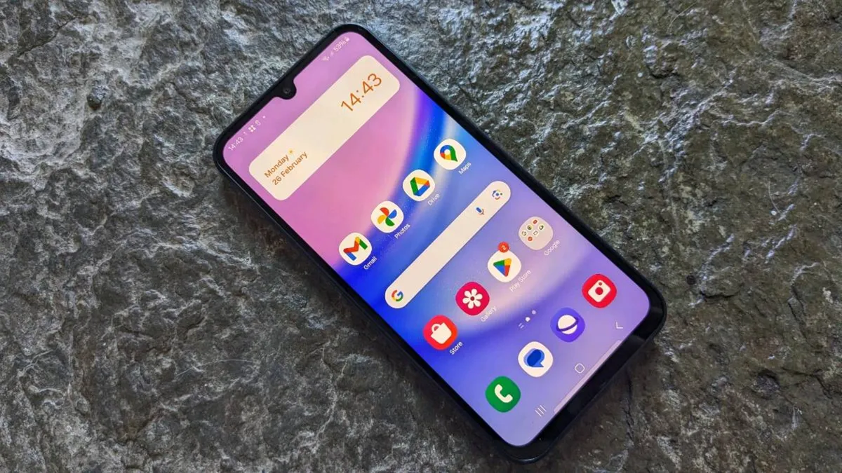 Samsung a15 & s20 fe - Image 1