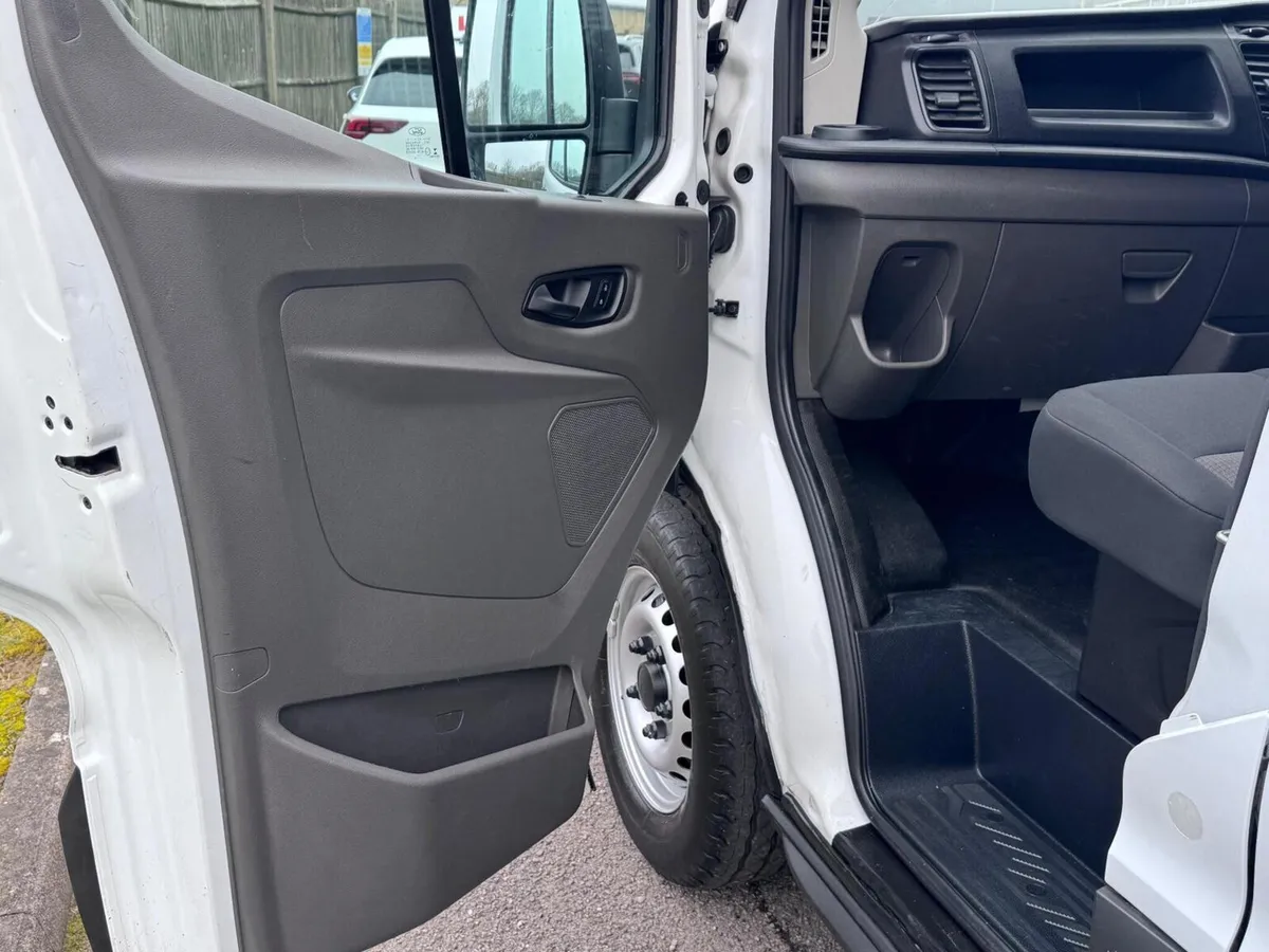 2023 Ford Transit Luton Box Van - Image 1