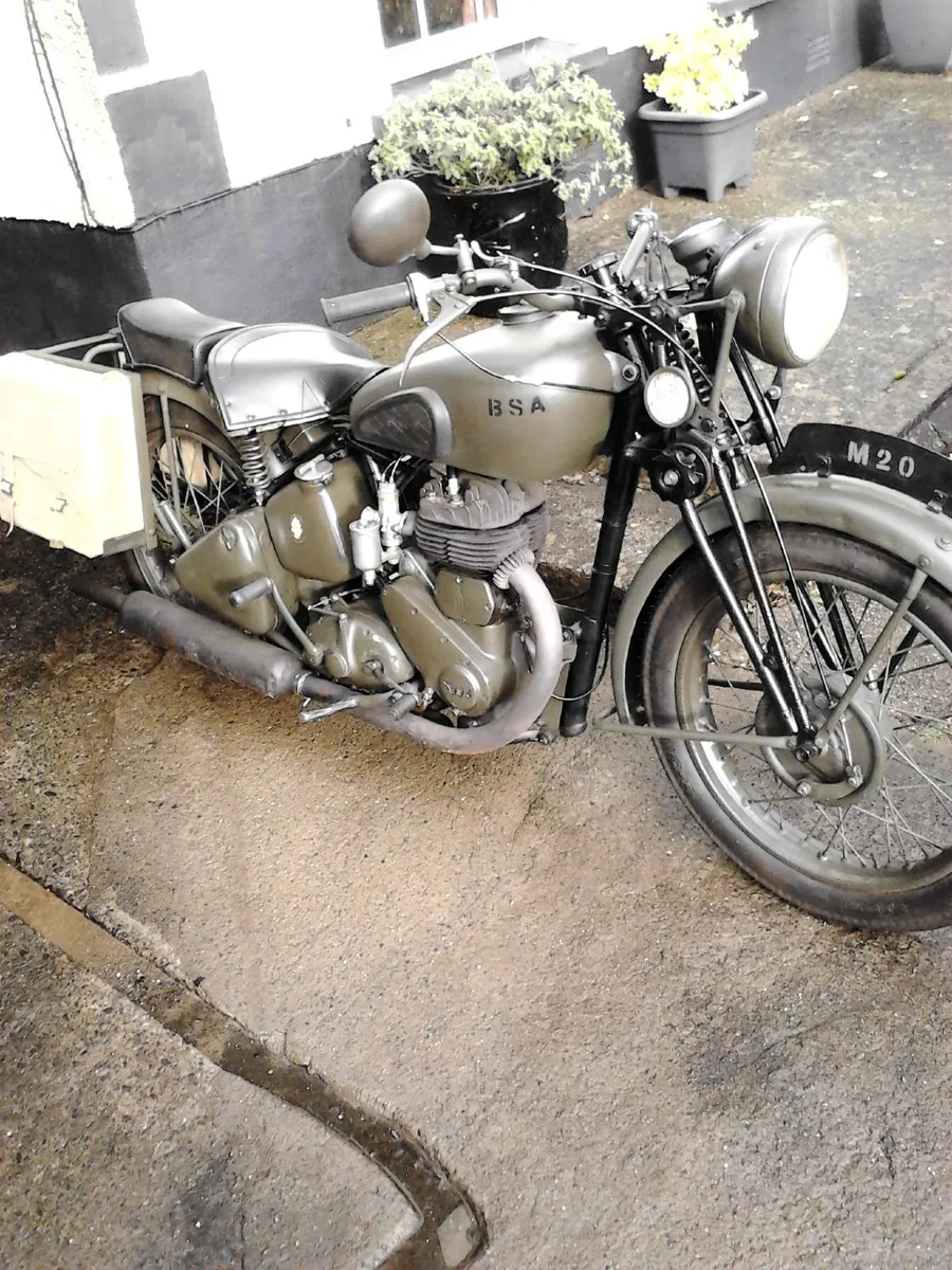 vintage motor bike - Image 3