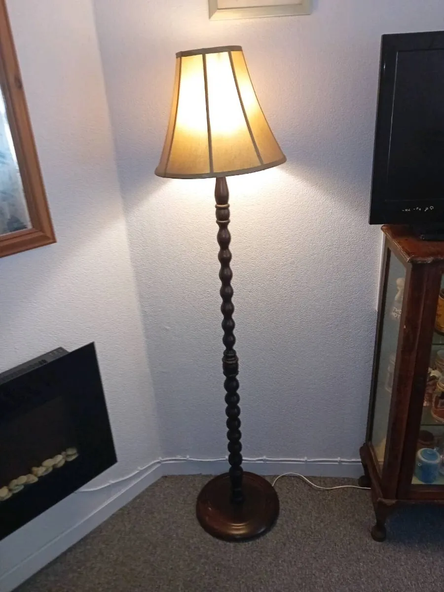 Antique standing Lamps - Image 4