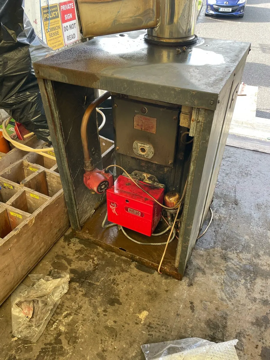 Oil boiler - Image 1