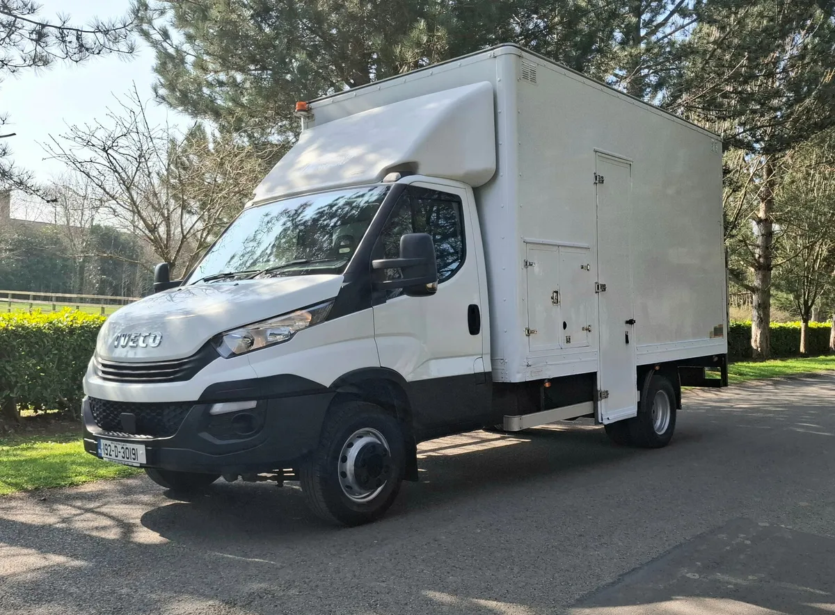 Iveco Daily 2019 Box Body DOE 8/26 - Image 4