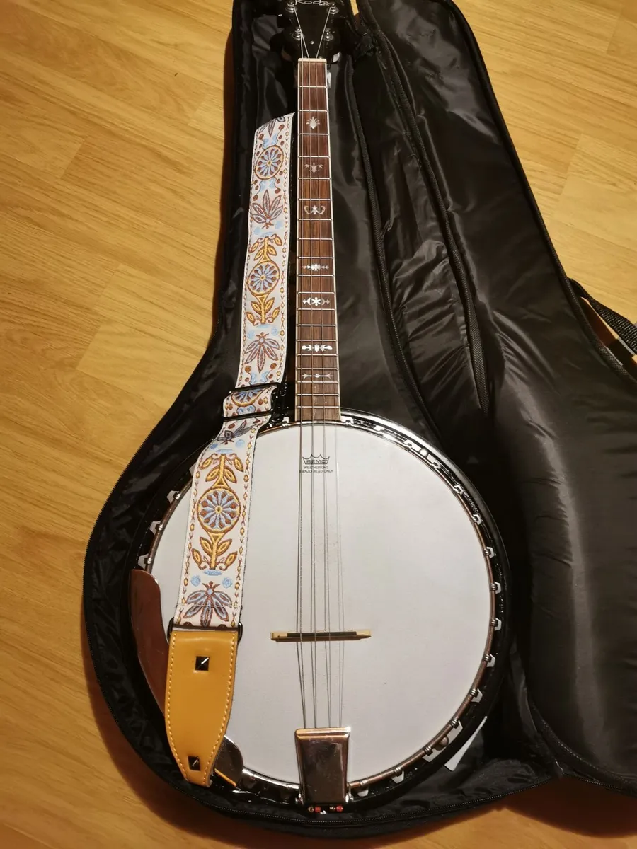 Tenor Banjo - Image 1