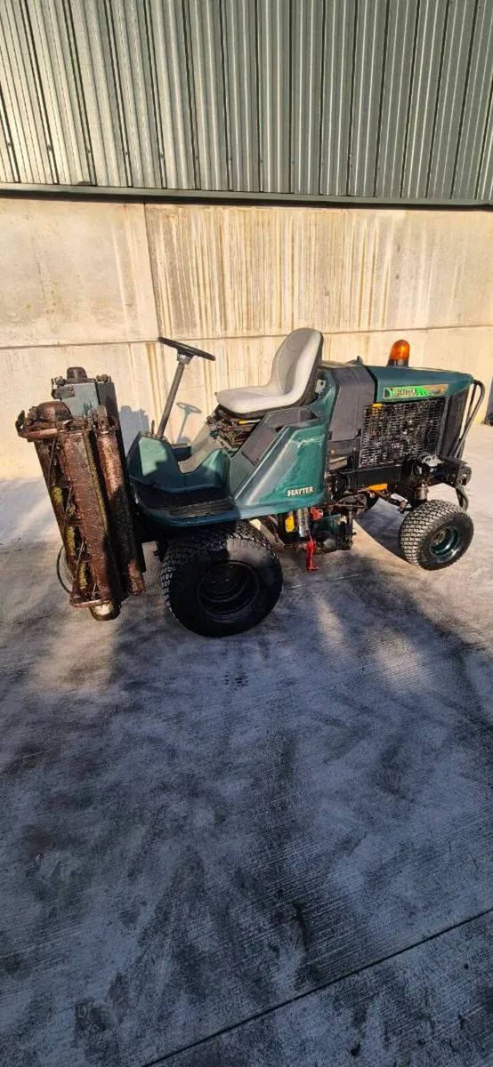 Hayter 324 cylinder mower - Image 1
