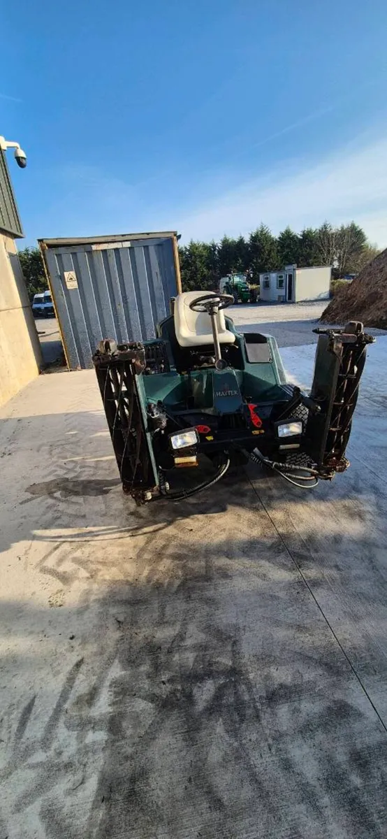 Hayter 324 cylinder mower - Image 2