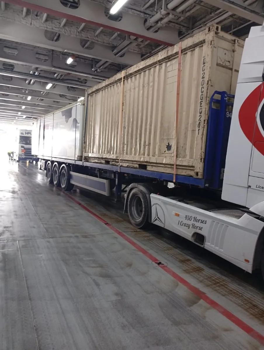 Mercedes-Benz Actros 2021 - Image 2