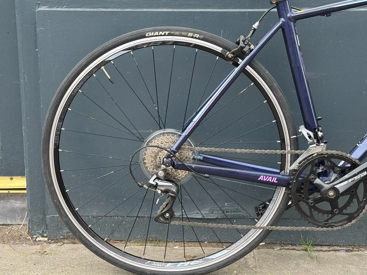 Liv Avail Road Bike - Image 2