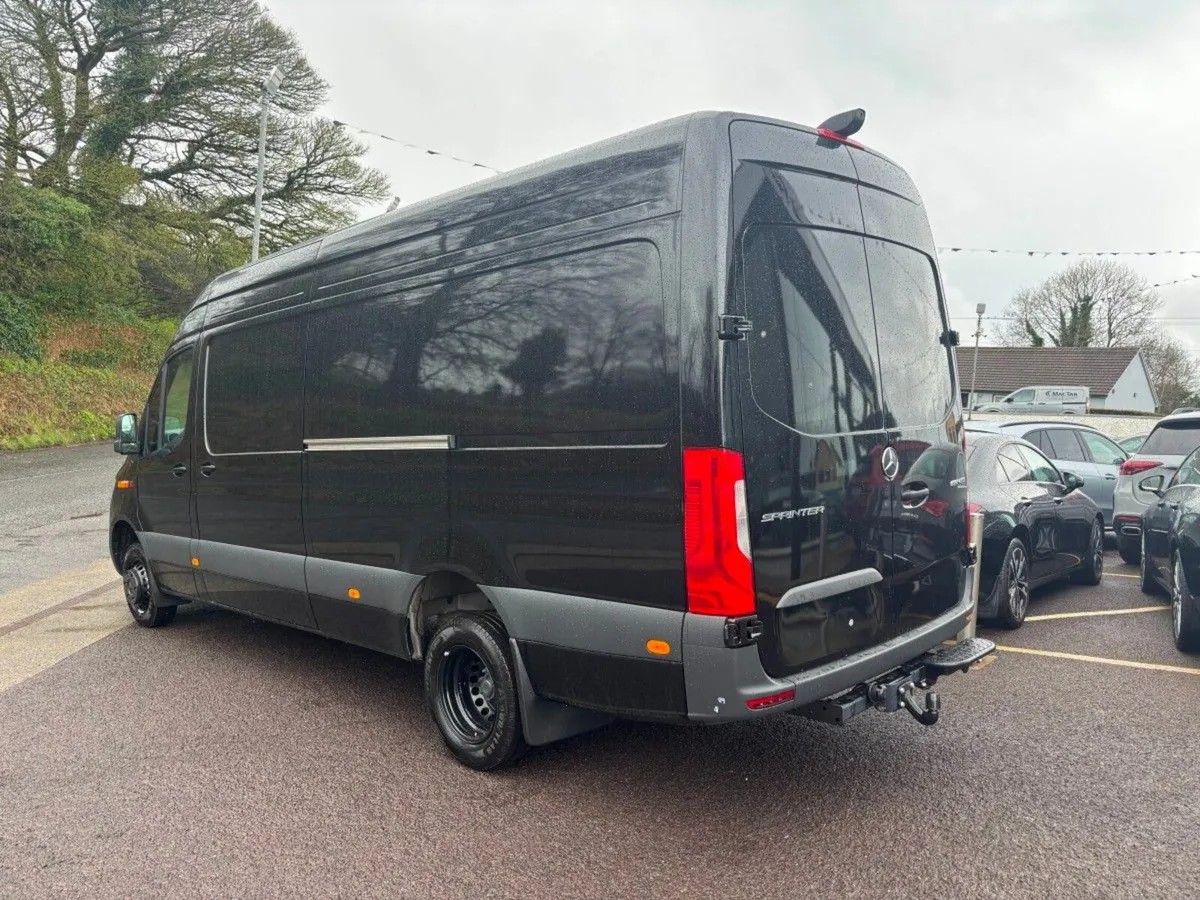 Mercedes-Benz Sprinter 519LWB HIGH ROOF PRO AUTOMA - Image 3
