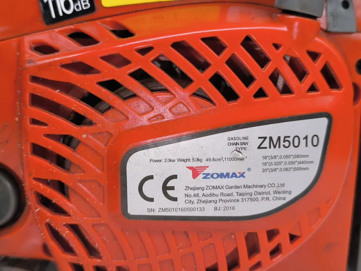 ZOMAX ZM5010 PETROL CHAINSAW 
USED - Image 4