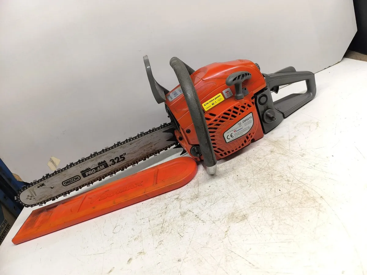 ZOMAX ZM5010 PETROL CHAINSAW 
USED - Image 1