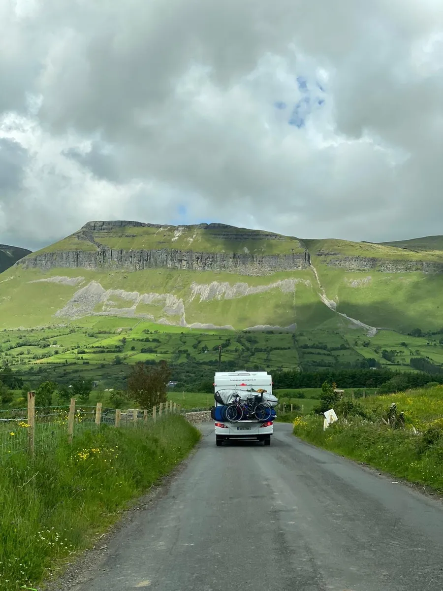 Camper Van 2021 - Image 3