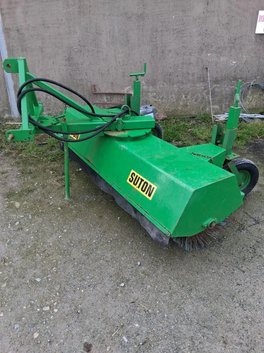 Suton road brush - Image 1