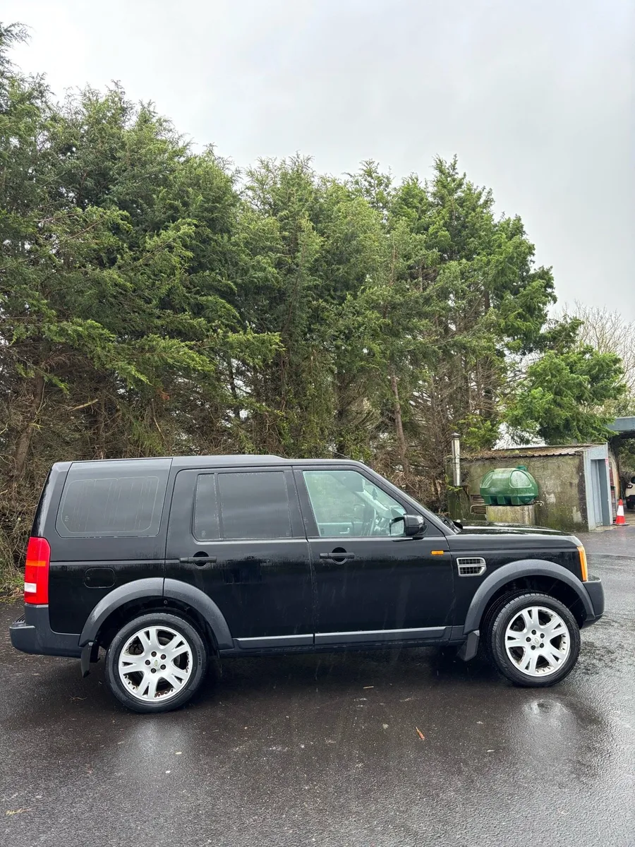 Land Rover Discovery 3 - Image 4
