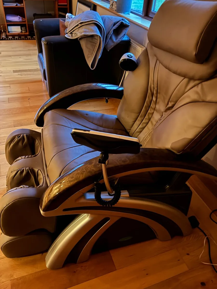 Massage Chair - Image 2