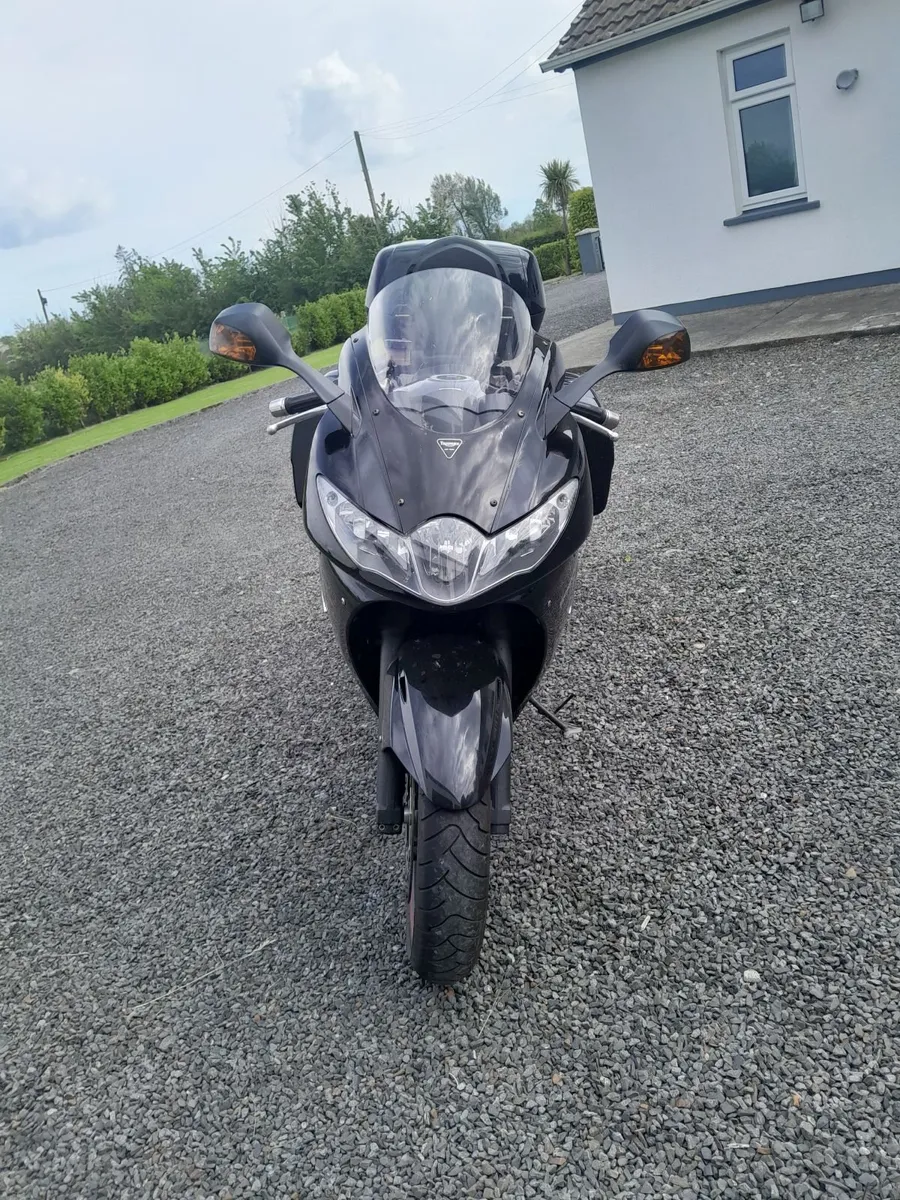 Triumph sprint gt 1050 - Image 3