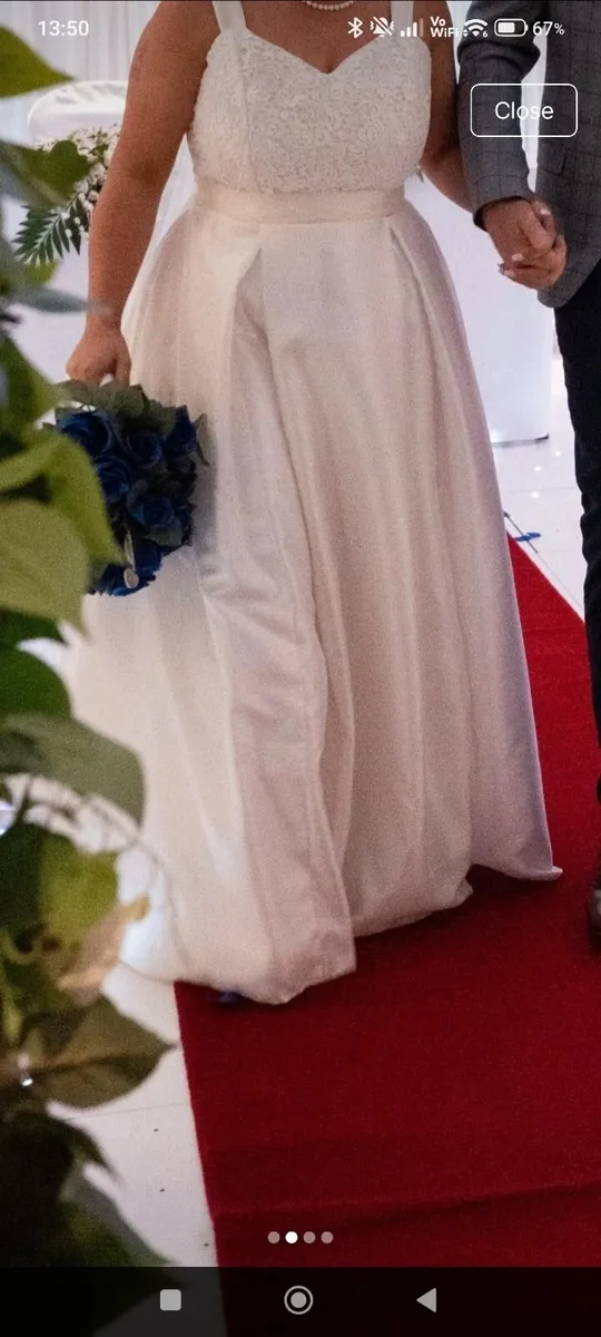 Wedding dress - Image 3