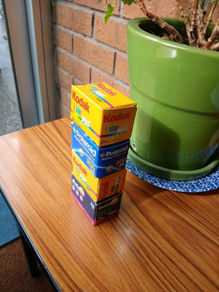 4.36 mm films × 24 exposures. - Image 2