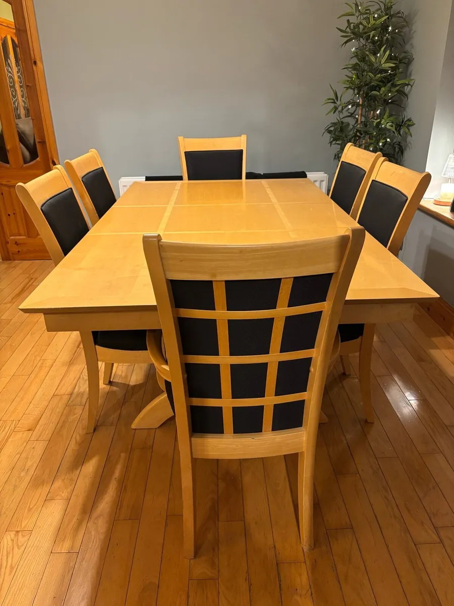 Dining room table&chairs - Image 1