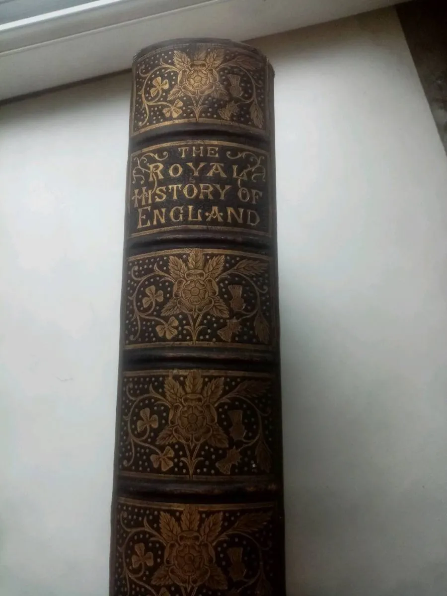 History of England (antique book) - Image 2