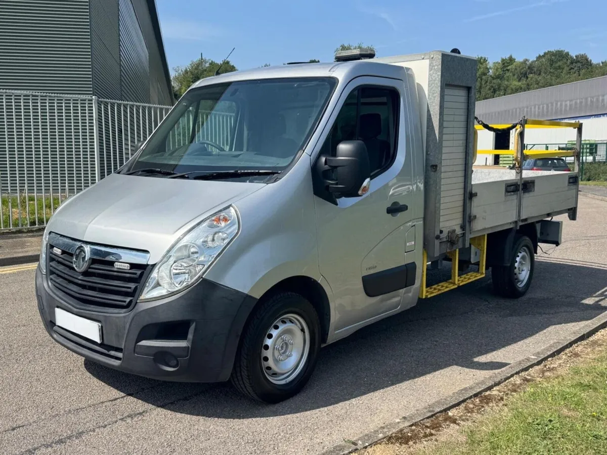 2019 Vauxhall Movano Dropside Van - Image 1