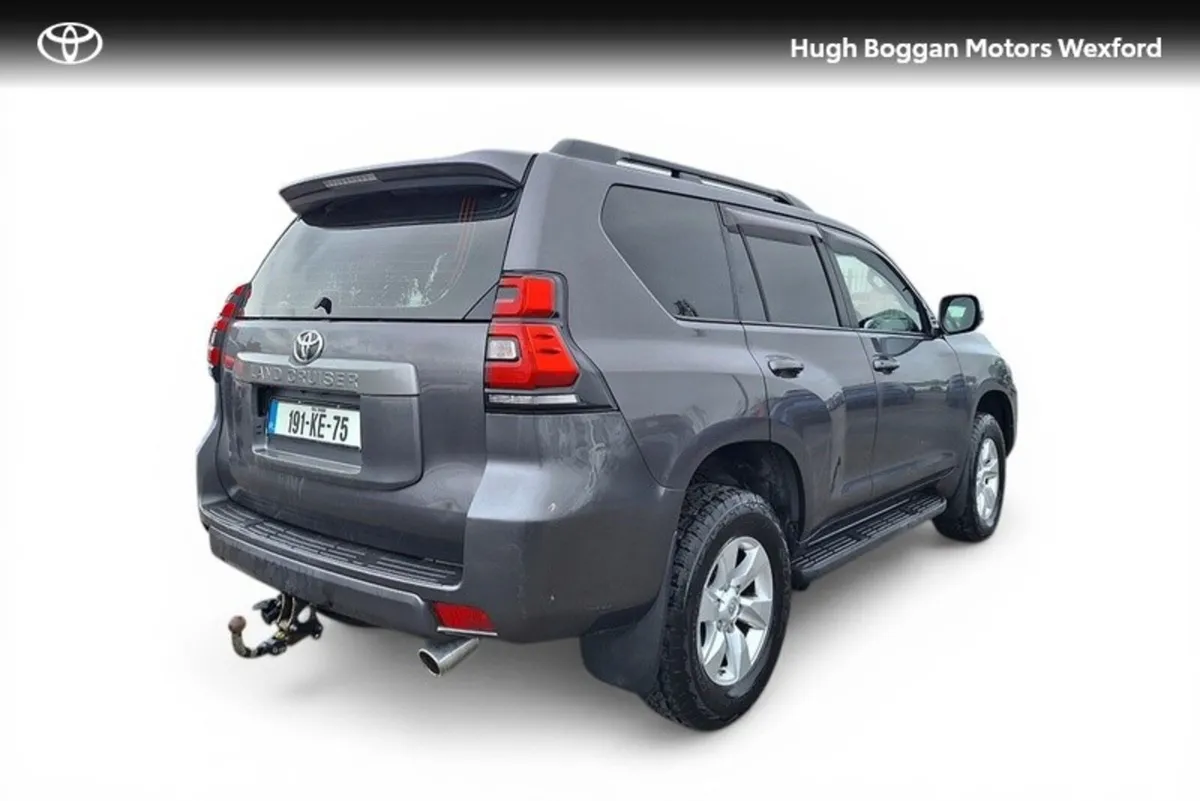 Toyota Land Cruiser LC LWB GX COMM AUTO - Image 2