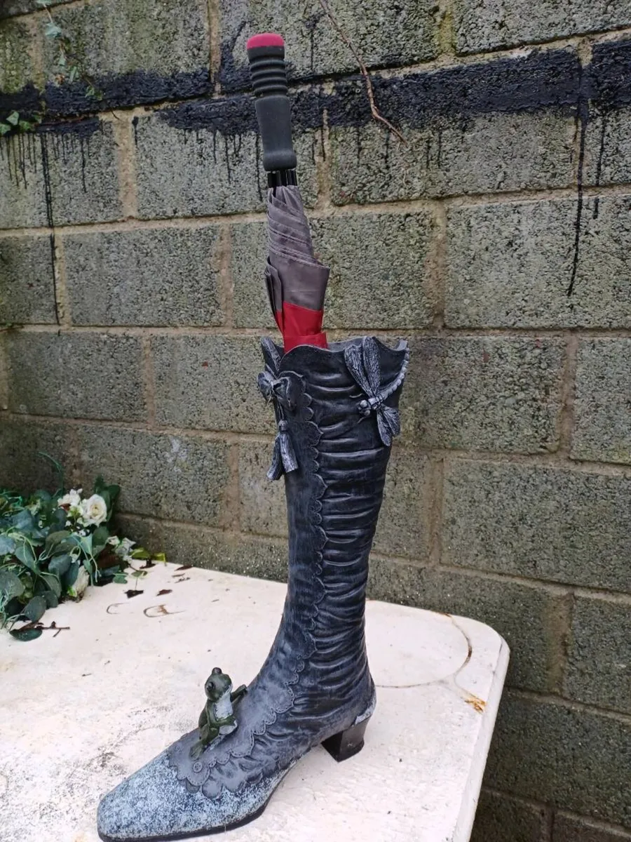 Large Vintage Witches Boot Umbrella Stand - Image 3