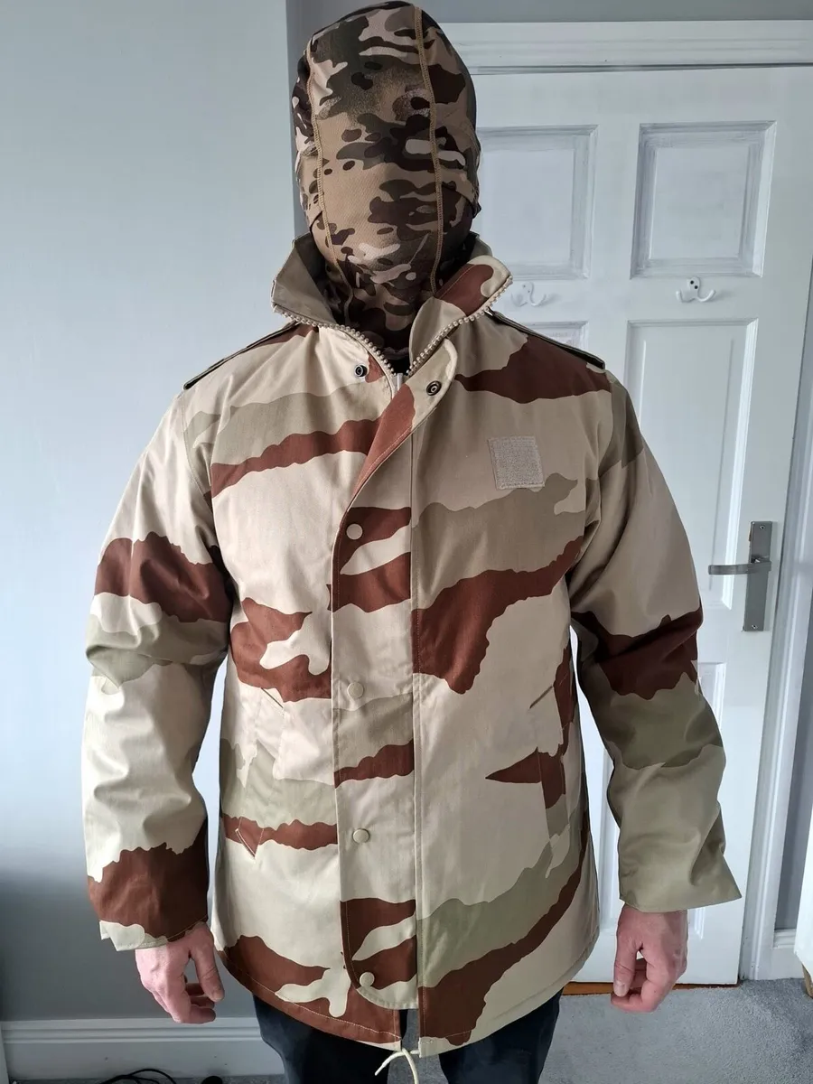 Army Camo Jacket, insulated surplus jacket. New - Image 2