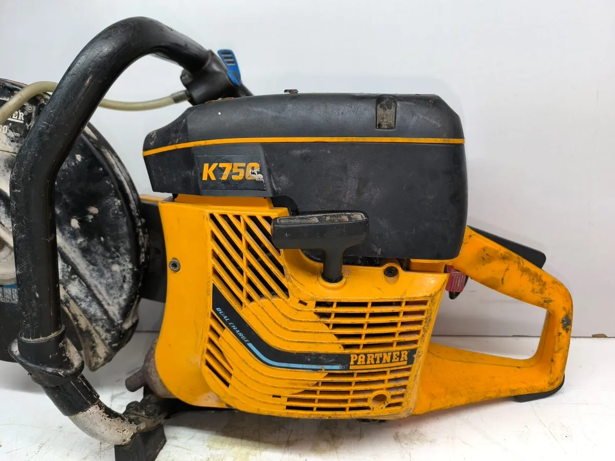 HUSQVARNA PARTNER K750 PETROL CON SAW - Image 2