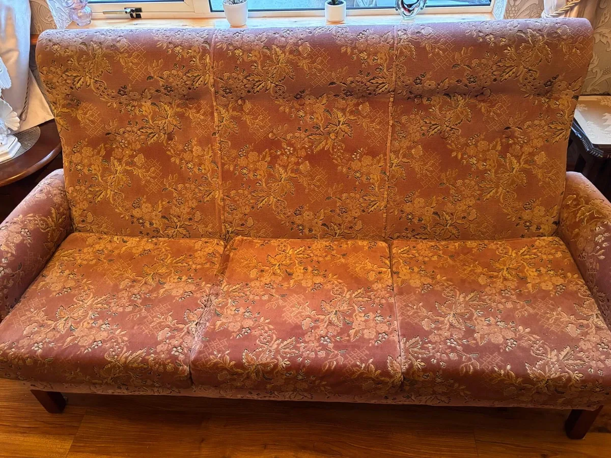 Suite of Furniture - Image 3