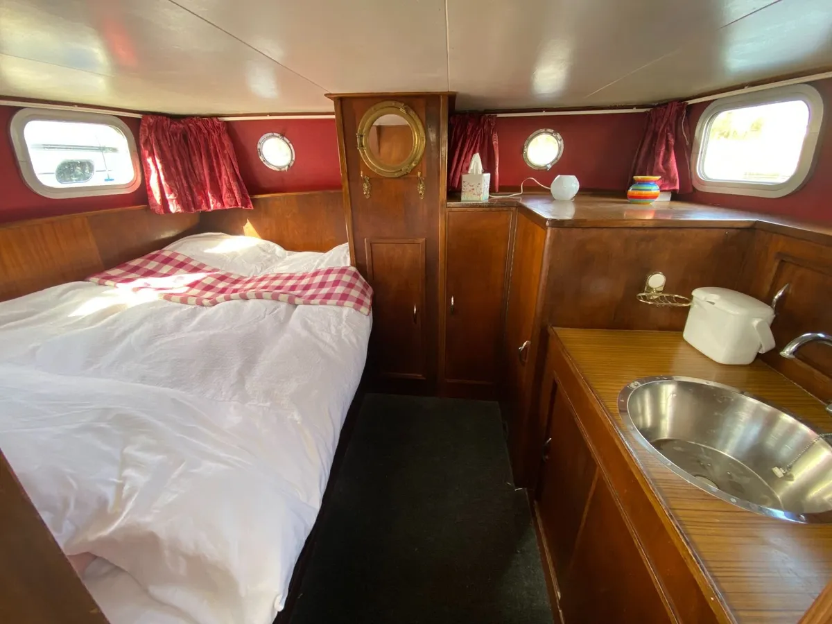 Dutch Steel Cruiser Boat - Image 3