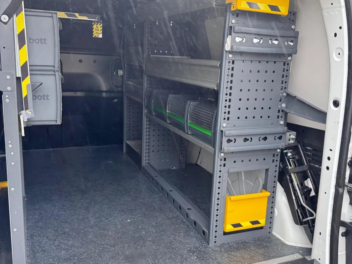 2021 Renault Kangoo Maxi Small Panel Van - Image 3