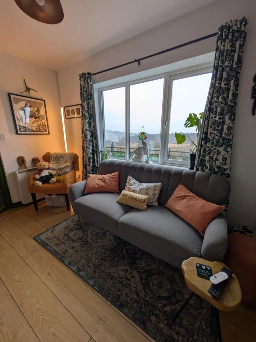 Harper 3 seater couch - Image 2