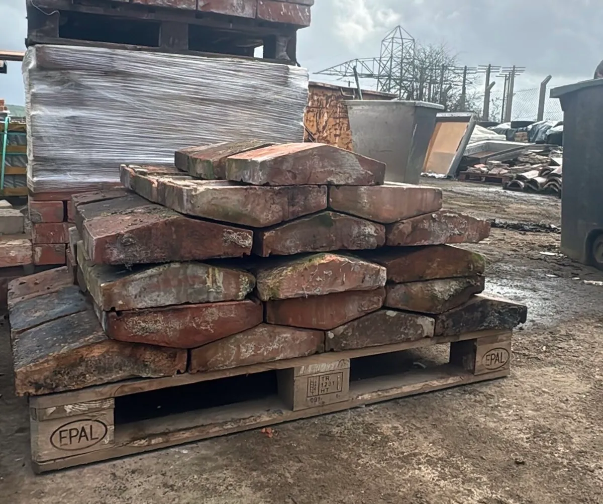 Reclaimed Terracotta clay wall cappings - Image 2