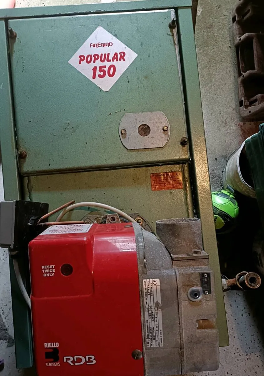 Oil boiler - Image 1