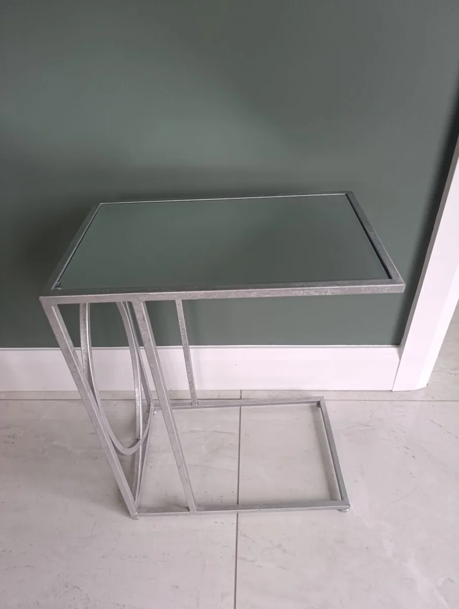 Sie/Couch table - Image 1