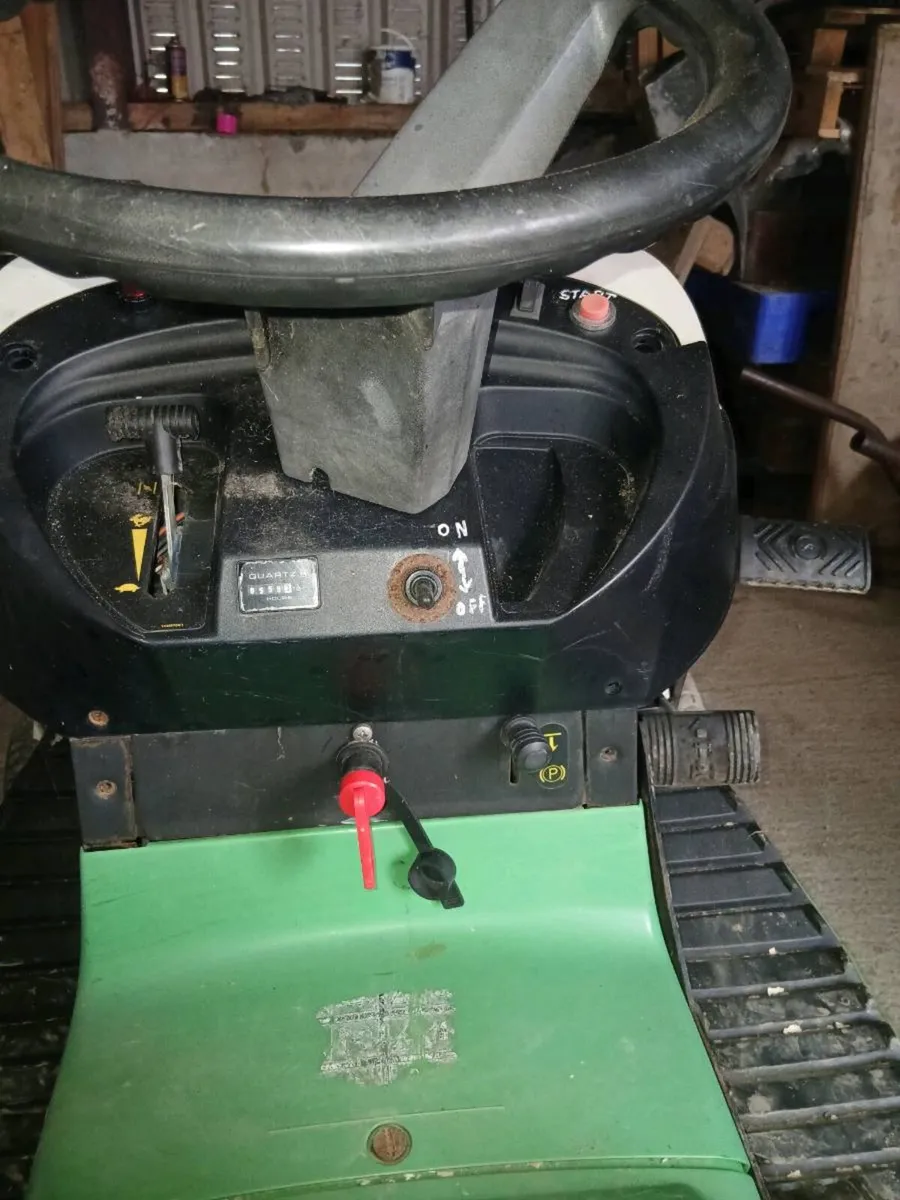 Viking cyclon ride on mower - Image 4