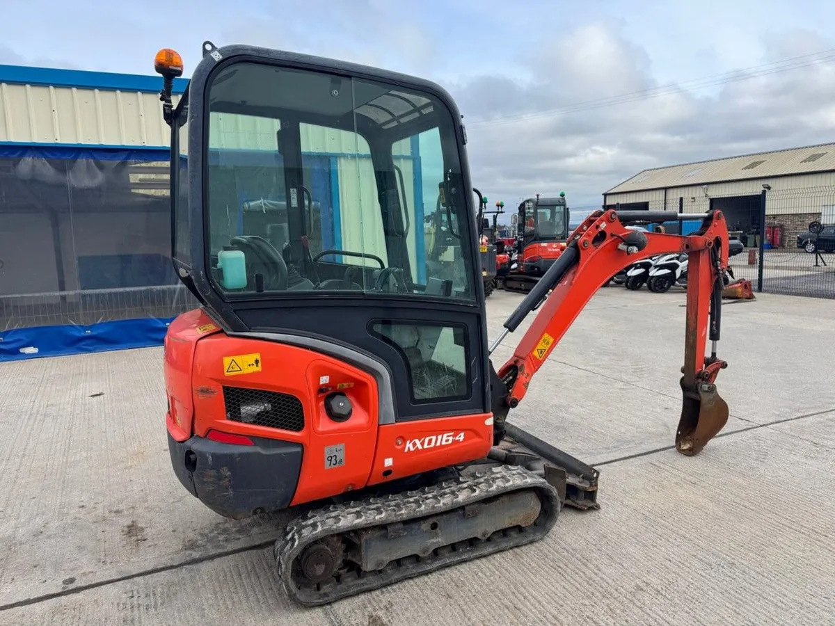 KUBOTA KX016-4 1.6 TON MINI DIGGER - Image 3