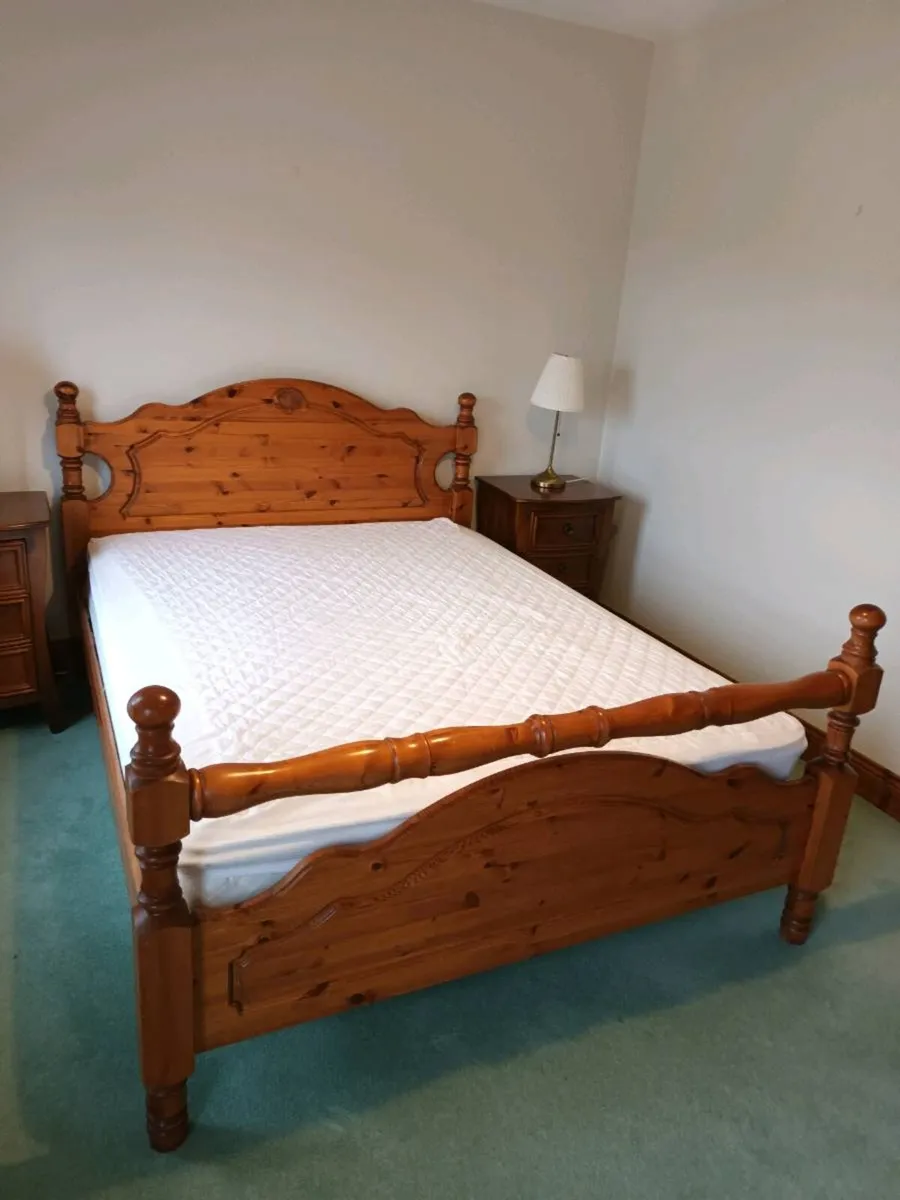 King Size Pine Bed - Image 1