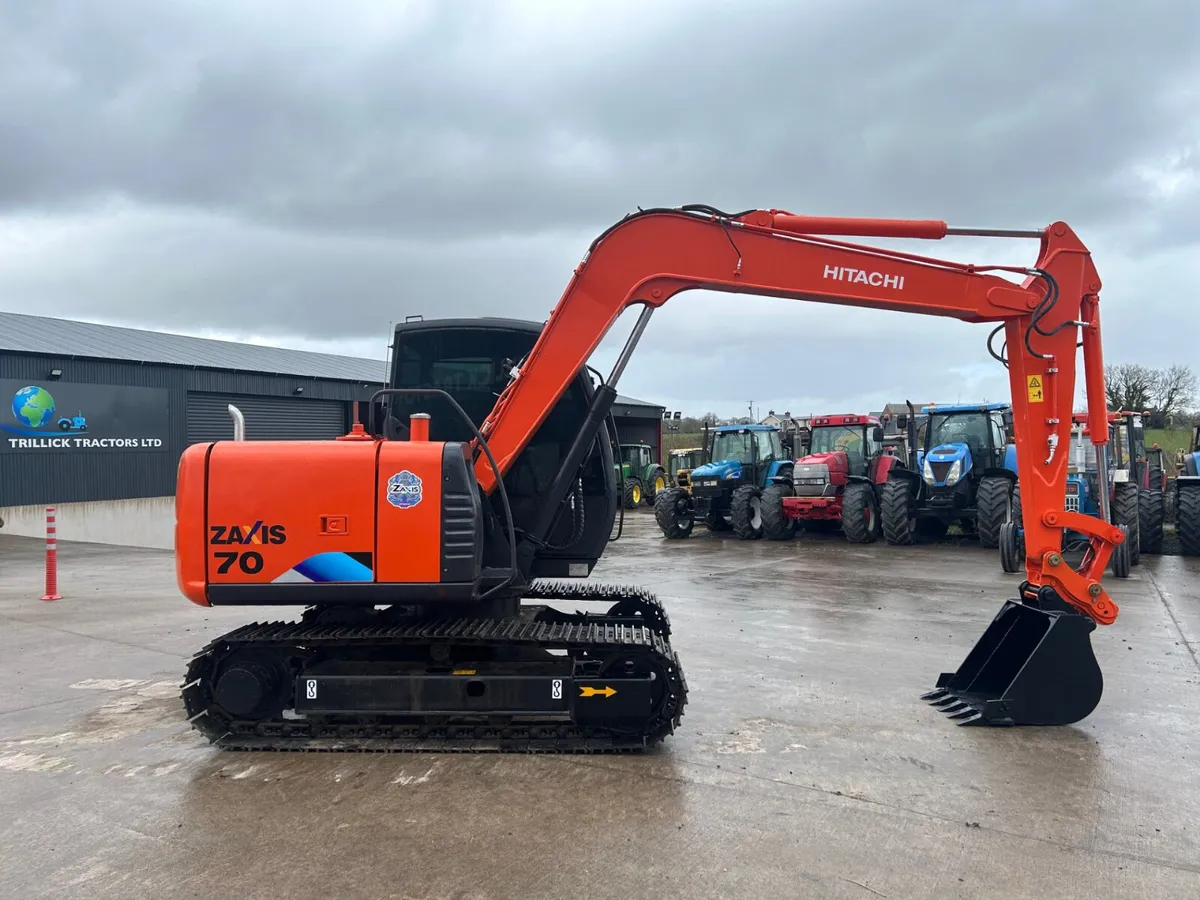 2014 Hitachi Zaxis 70 - Image 1