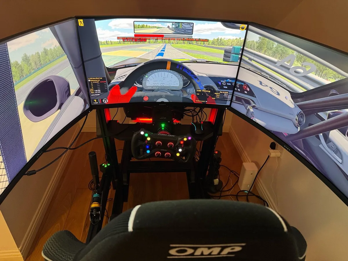 Simagic/sim lab.complete sim racing setup - Image 1