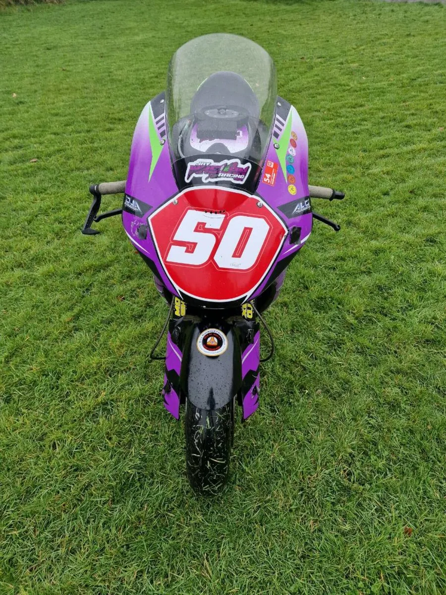 Kawasaki Z650 Supertwin Race Bike - Image 2