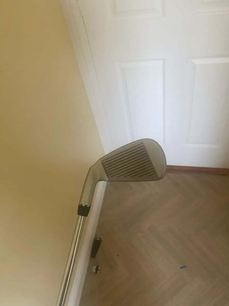 Cobra King Utility Iron - Image 4