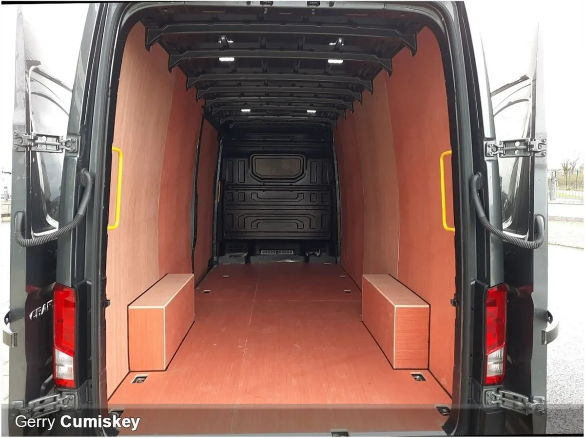 Volkswagen Crafter Highline | Automatic | LWB | 35 - Image 2