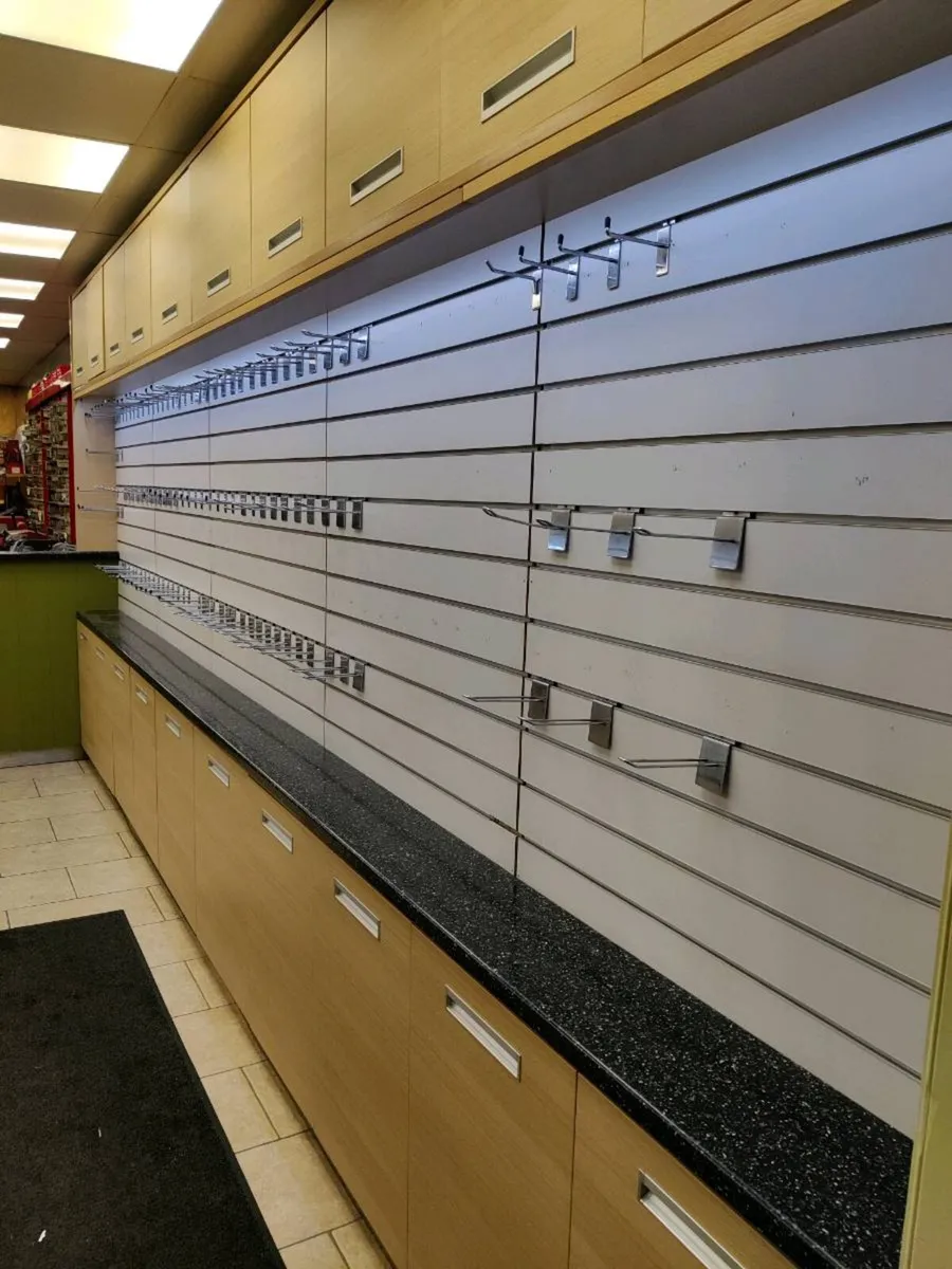 Retail display units - Image 4