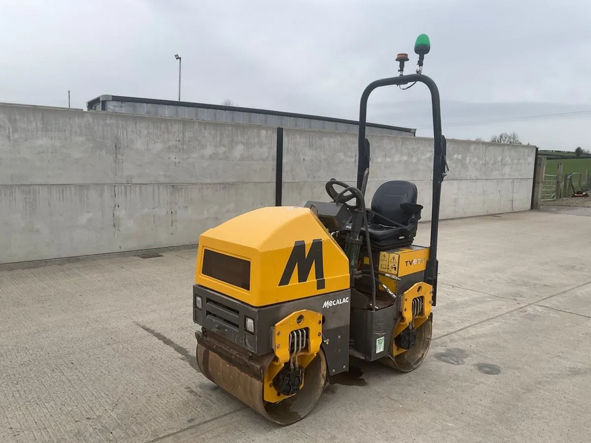MECALAC TV800 DOUBLE DRUM RIDE ON DIESEL ROLLER - Image 1