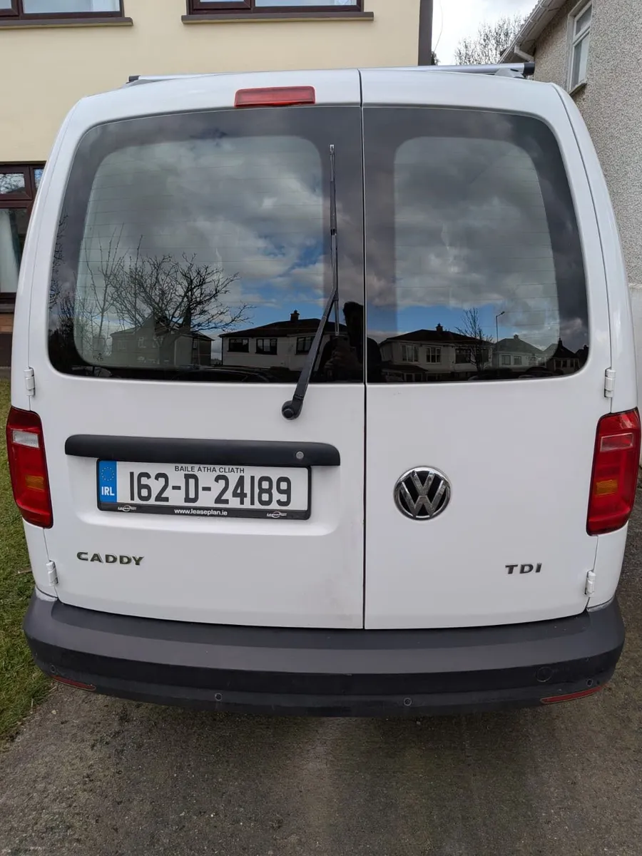 Volkswagen Caddy 2016 - Image 2
