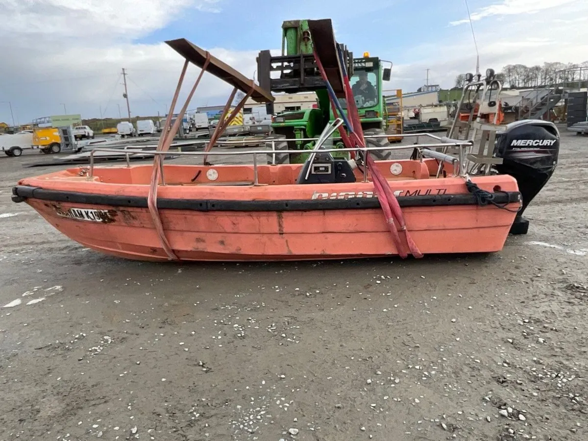 CIPAX PIONER MULTI 8 PERSON BOAT - Image 4